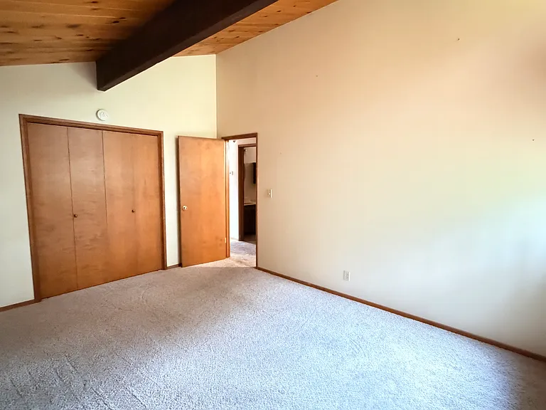 25316 Marion Ridge Dr — Photo 9