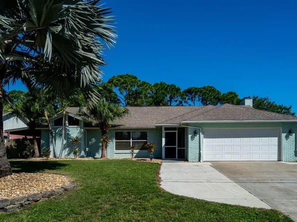 409 SE Voltair Ter, Port Saint Lucie, FL 34983