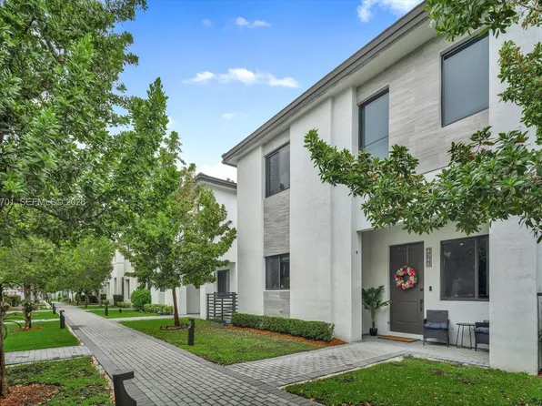 4346 NW 81st Ave, Doral, FL 33166