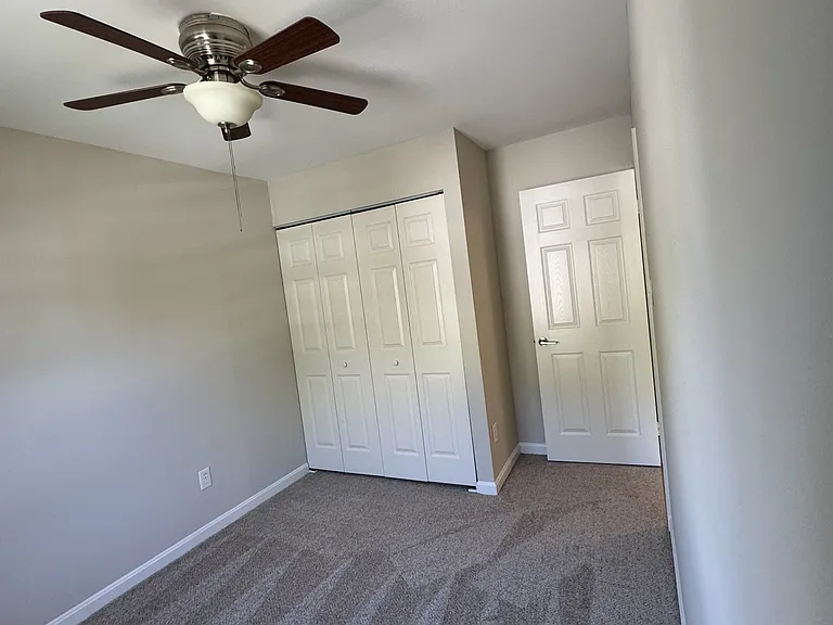 8505 Cherry Heights Ct — Photo 20