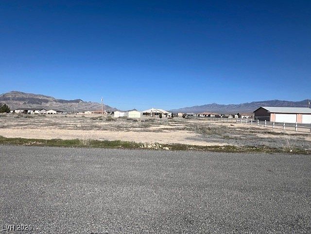 1st image of 1140 Francine St