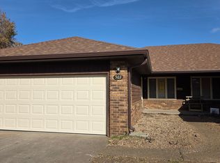 503 E Redwood St, Springfield, MO 65807