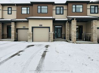 2032 Caltra Cres, Ottawa, ON K2J 6V4