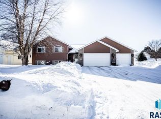 117 W Elm St, Brandon, SD 57005