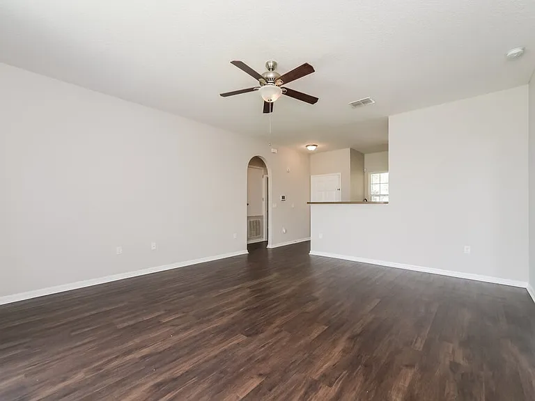 2220 Paria Ln — Photo 5
