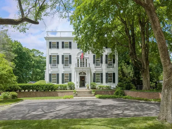 75 Canton Ave, Milton, MA 02186