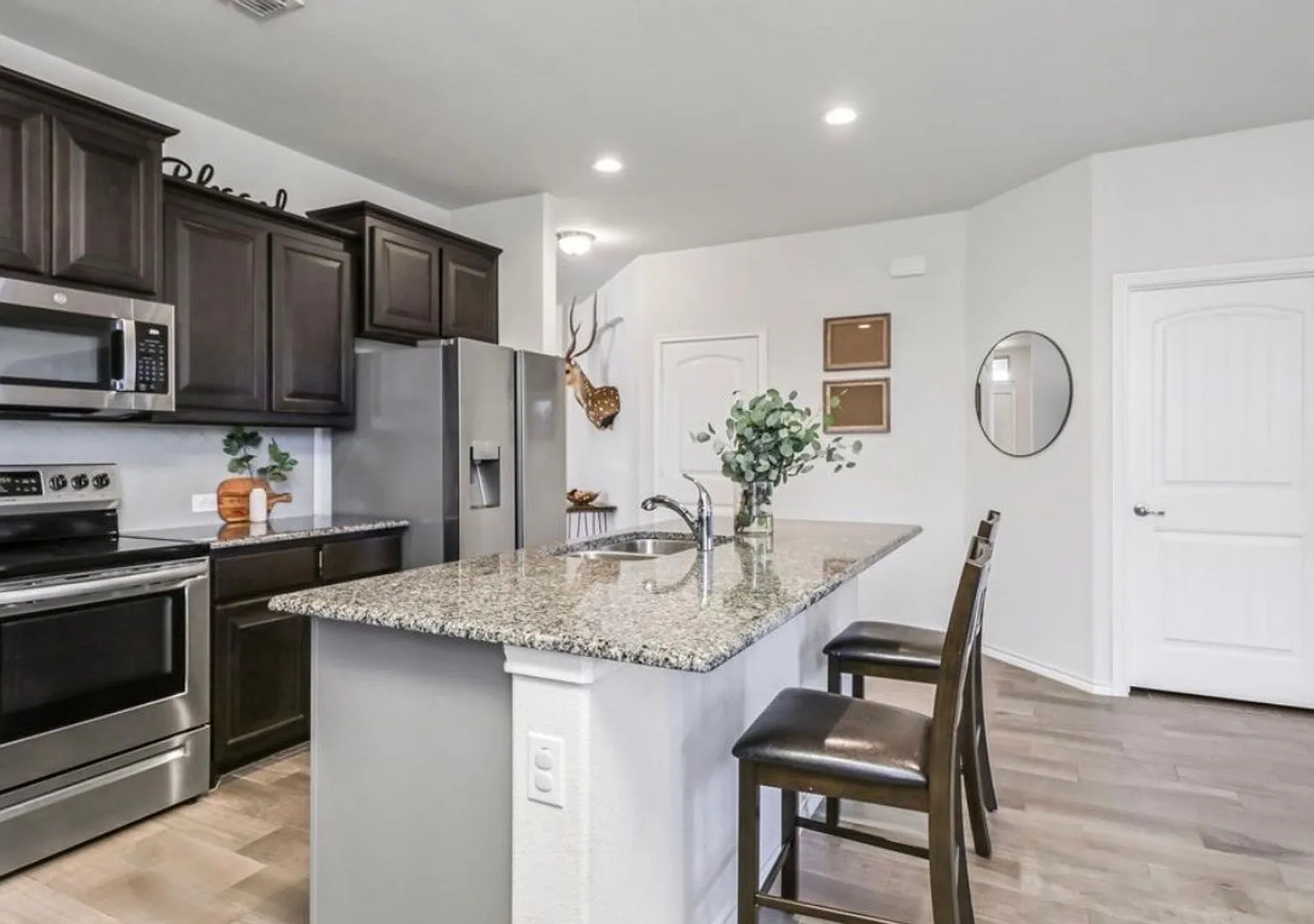 Convenient in Cleburne — Photo 4