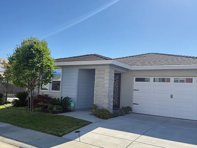 4008 Mackerricher Way — Photo 1
