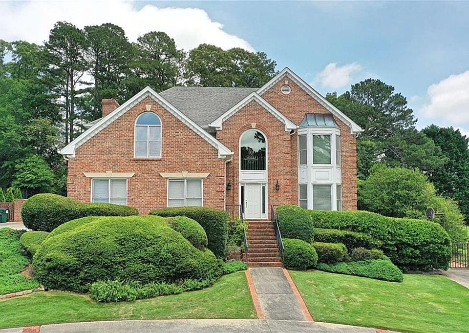 1st image of 1104 Thorn Apple Ct SE