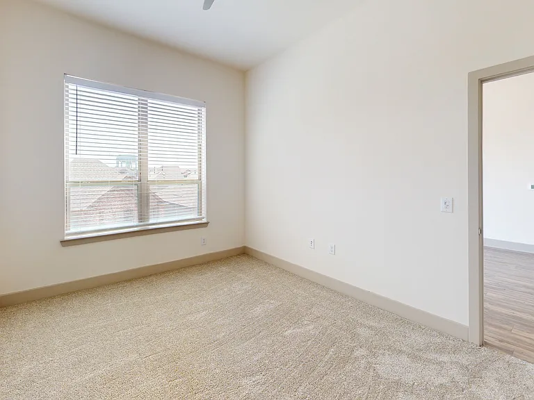 The Flats at Palisades — Photo 97