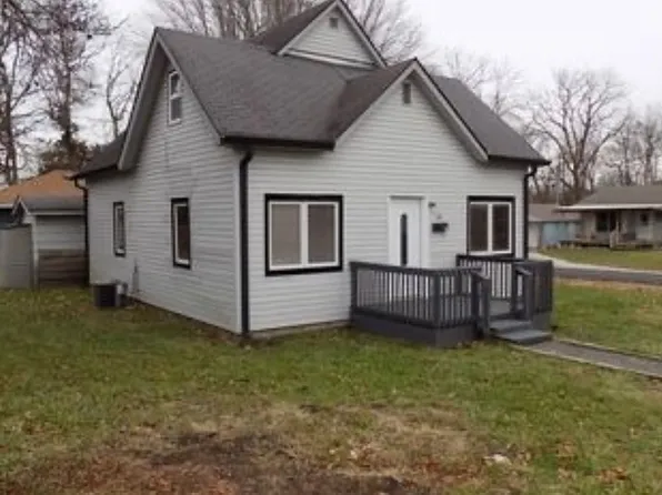 303 Bishop St, Mooresville, IN 46158