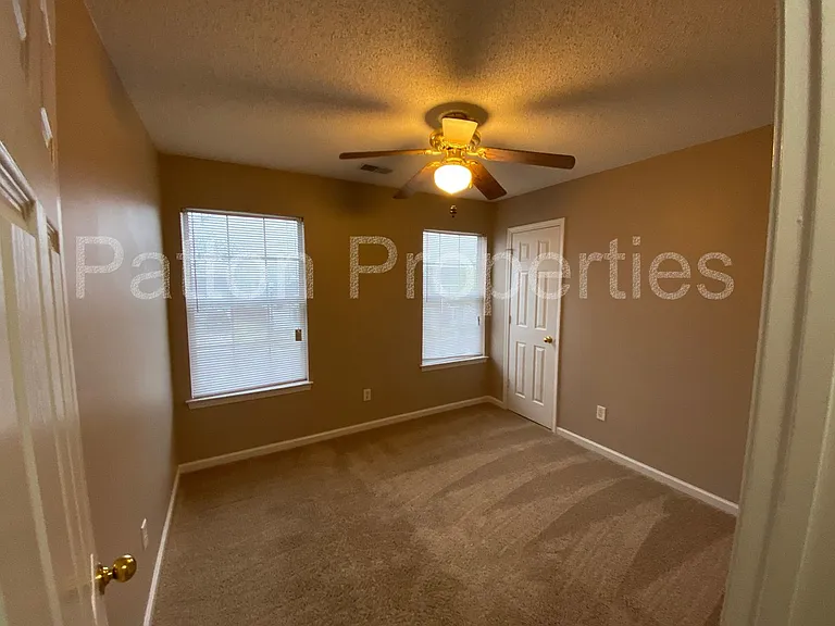 214 Elders Pond Dr — Photo 13