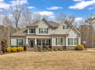 330 Bridgeport Cir, Clayton, NC 27527