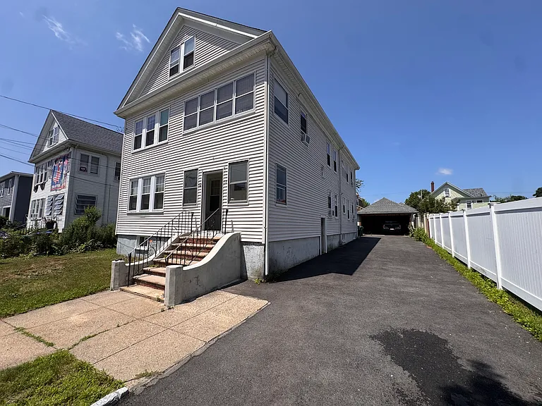 52 Clark St #1 — Photo 18