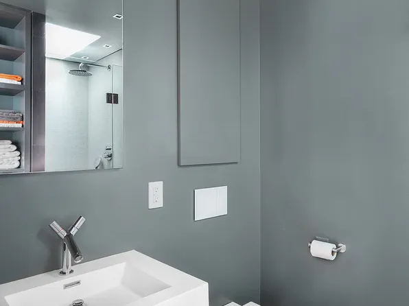 366 Broadway image 10 of 13