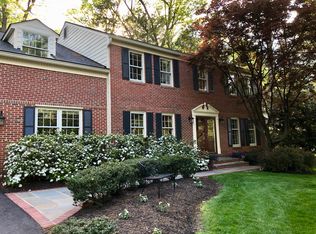 11007 Birdfoot Ct, Reston, VA 20191