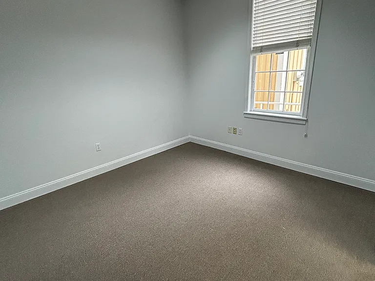 5216 SW 91st Ter #104 — Photo 4