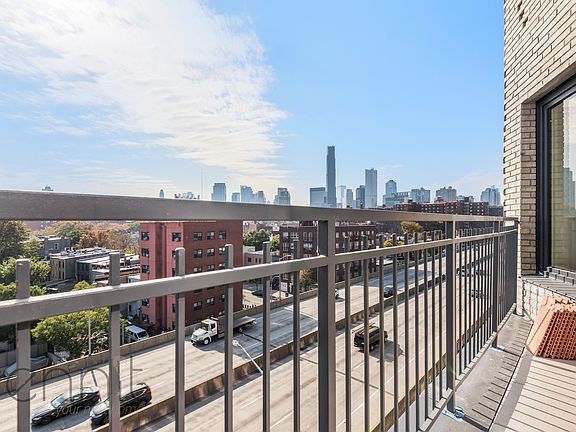 4th image of 58 Vanderbilt Ave #4H