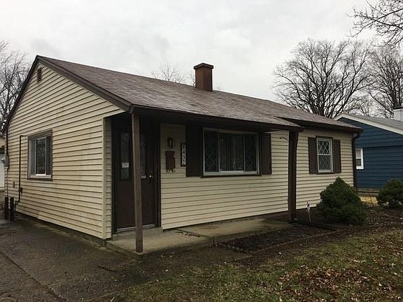 3rd image of 8437 Harrison Dr