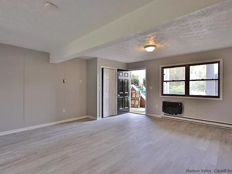 1037 Aquetuck Rd #30-41 — Photo 2