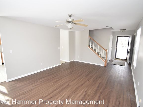 3rd image of 1202 Emma Ct
