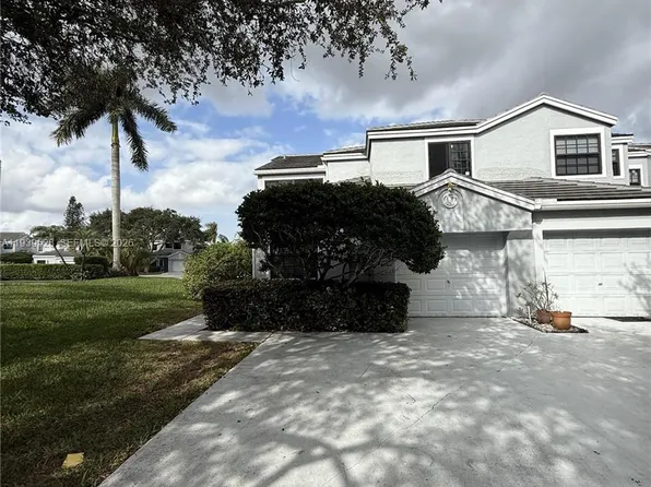 8423 NW 78th Ct, Tamarac, FL 33321