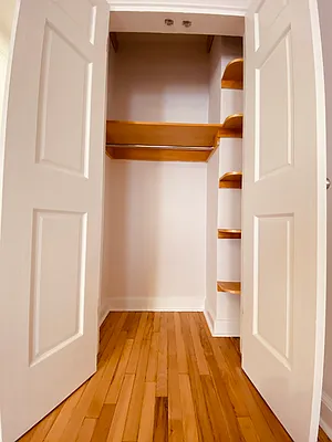 Rented by Metropolis Real Estate of Manhattan | media 12