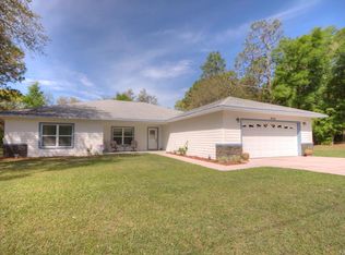 9636 N Bonita Cir, Citrus Springs, FL 34434