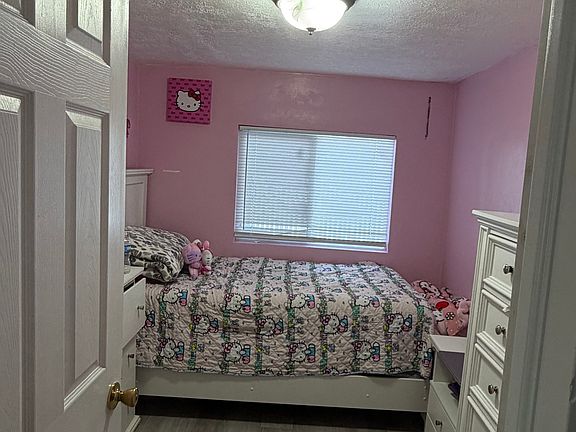 5th image of 440 W Main St #2