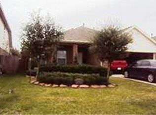 6840 Ridgewood Ln, Dickinson, TX 77539