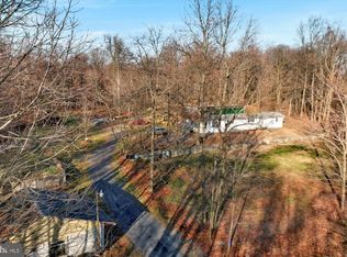 410 Netzley Dr, Denver, PA 17517