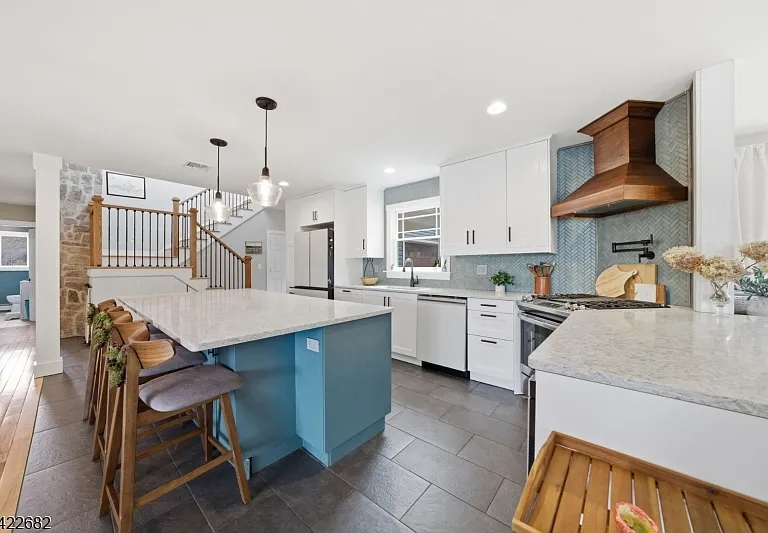 23 Edgemere Ave — Photo 8