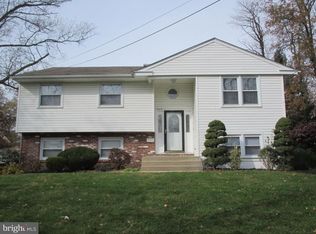 928 Abington Rd, Cherry Hill, NJ 08034