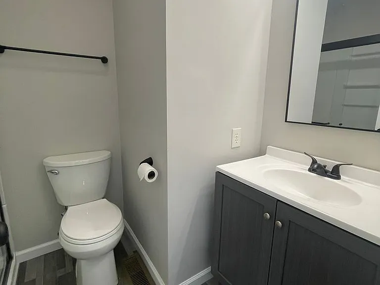 4045 Old Mayfield Rd — Photo 8