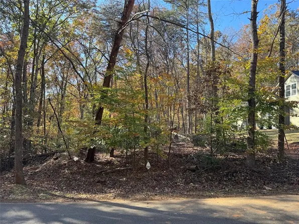 2084 Warpaint Ln, Westminster, SC 29693