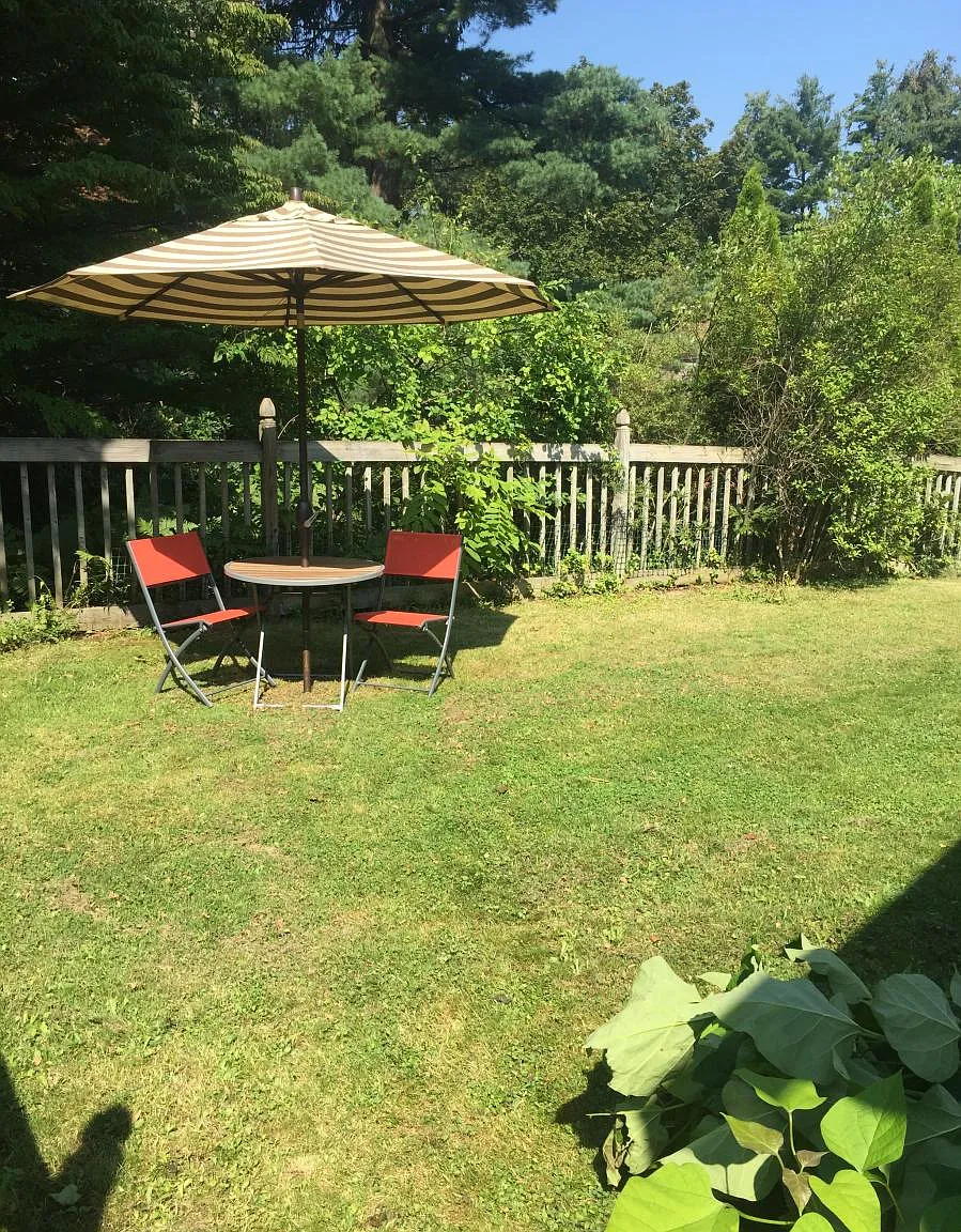 216 Kelvin Pl — Photo 4