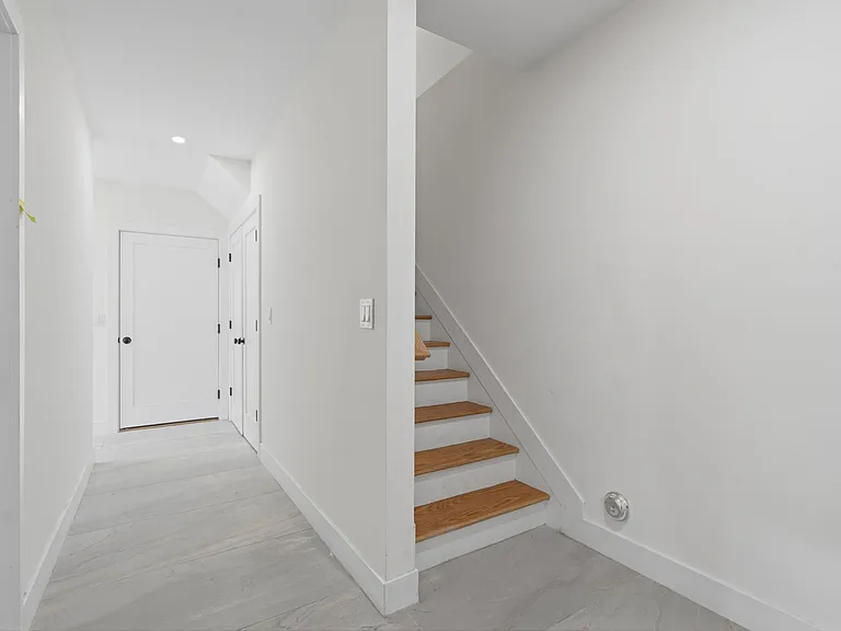 31 Patterson St #1 — Photo 11
