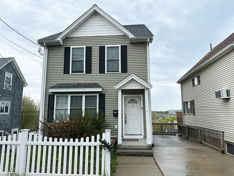 77 Faywood Ave — Photo 27