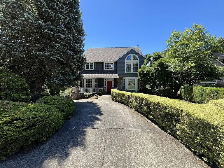 1922 NW New Hope Ct — Photo 2