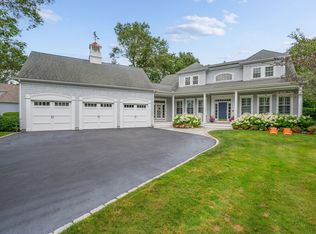 2 Firethorn Ln, Sandwich, MA 02563