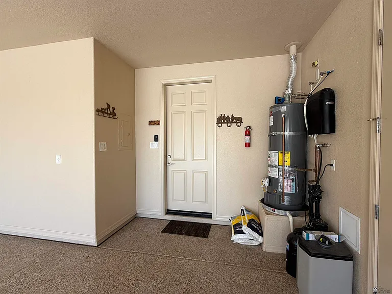 3333 S Kinnow Ave — Photo 13