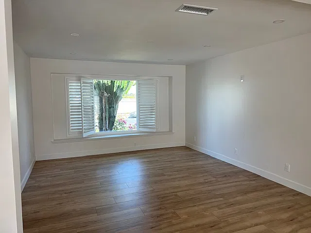 Grace Ave, Carson — Photo 4