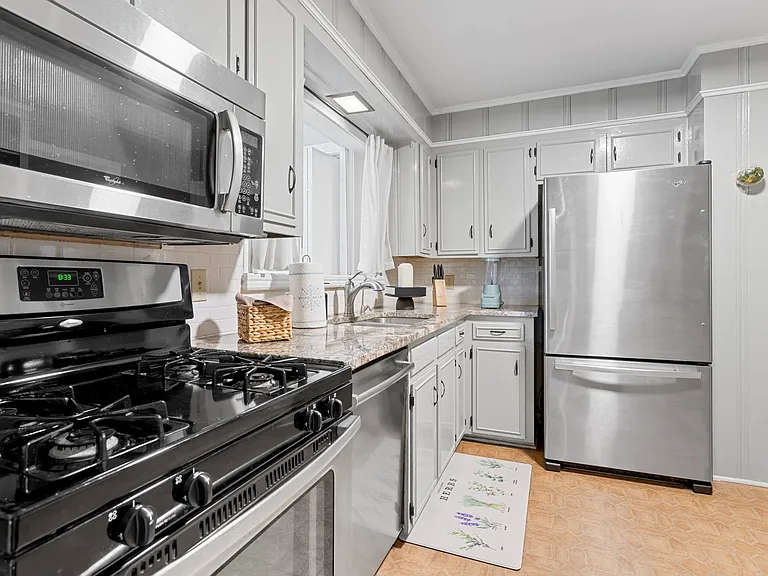 5430 Pine Lane Dr — Photo 15