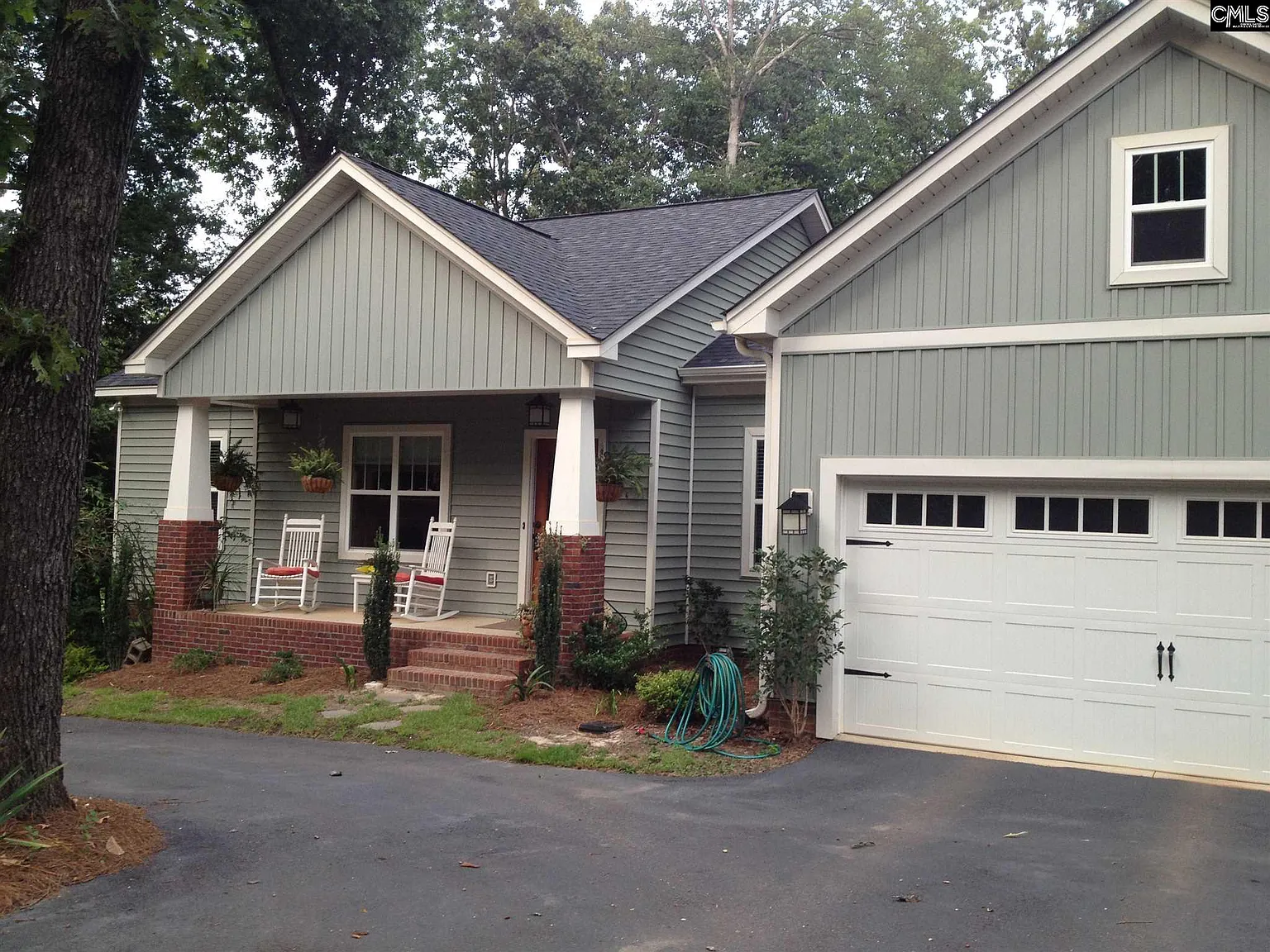 3 bed, 1400 sqft, $2,200 — Photo 1