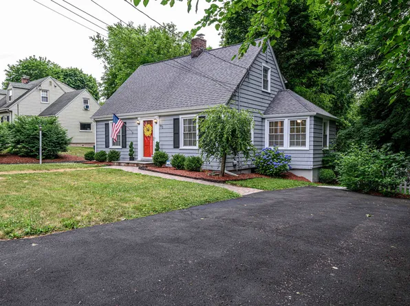571 Evergreen Avenue, Hamden, CT 06518