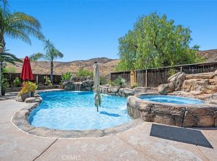 185 Alabaster Loop, Perris, CA 92570