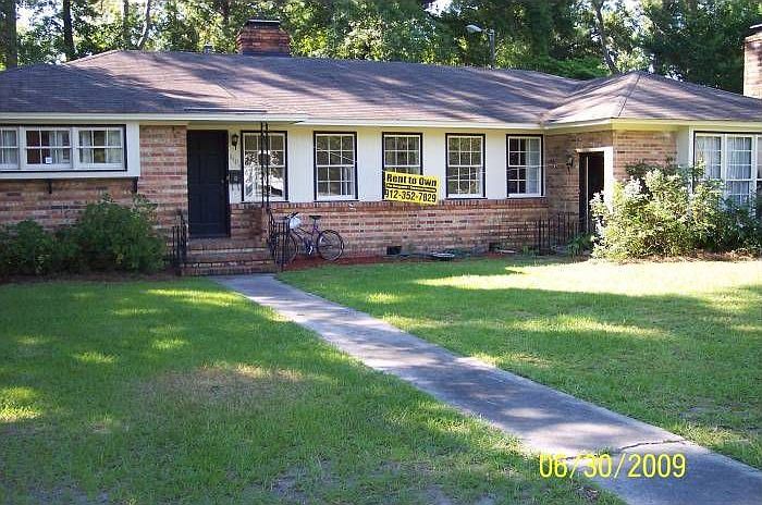 5404 Waters Dr.