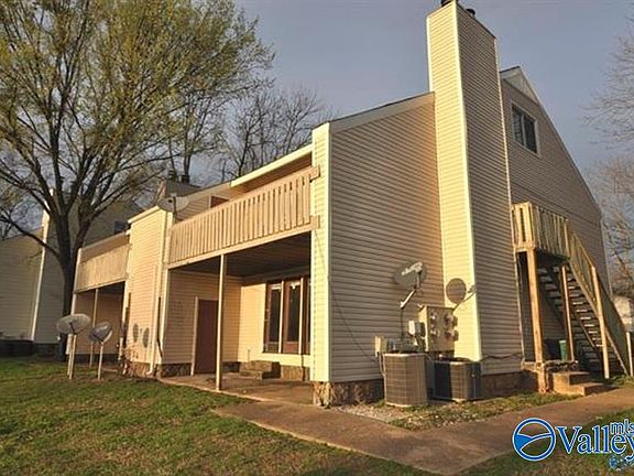 2nd image of 9014 Mahogany Row SE
