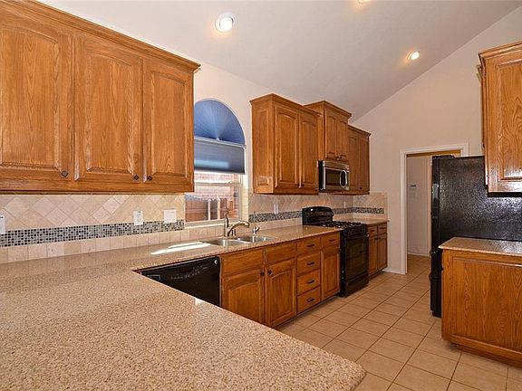 5th image of 1644 Santa Anita Blvd