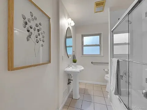 960 Garrison St — Photo 20